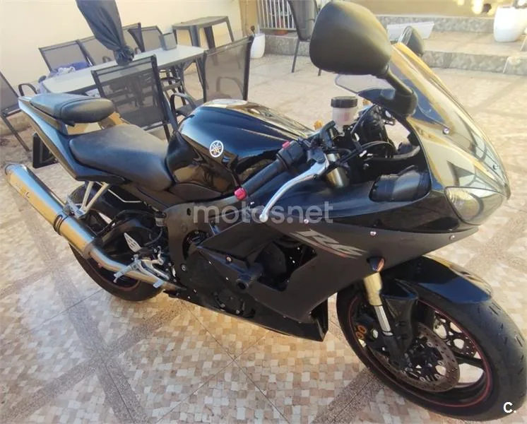 Yamaha R6 – Vista 5