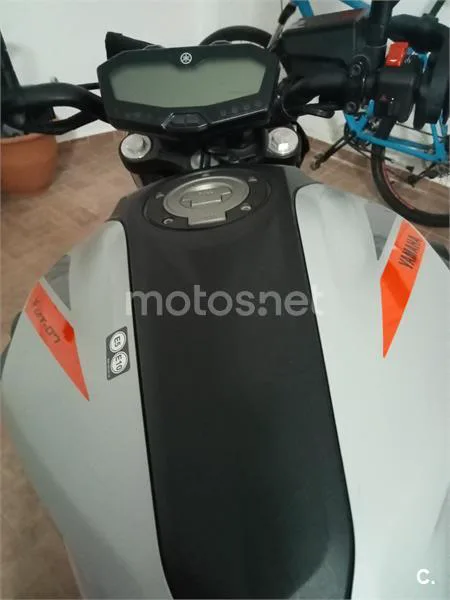 Yamaha MT-07 – Vista 6