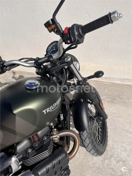 Triumph Street Scrambler – Vista 3