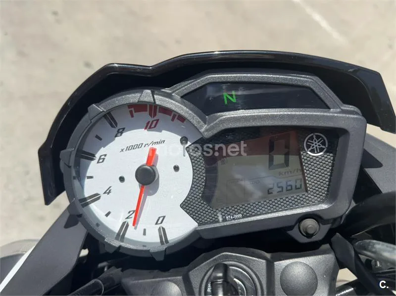 Yamaha YS125 - Vista 11