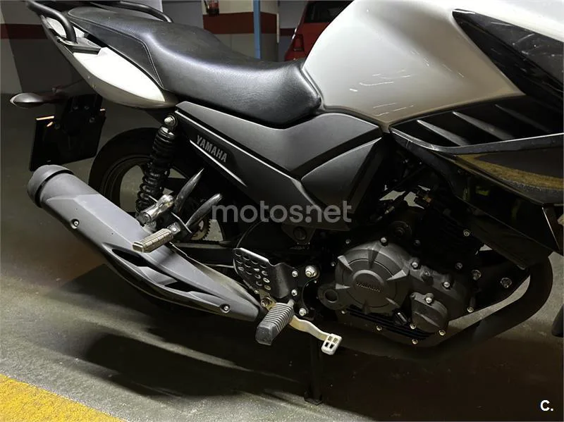 Yamaha YS125 – Vista 3