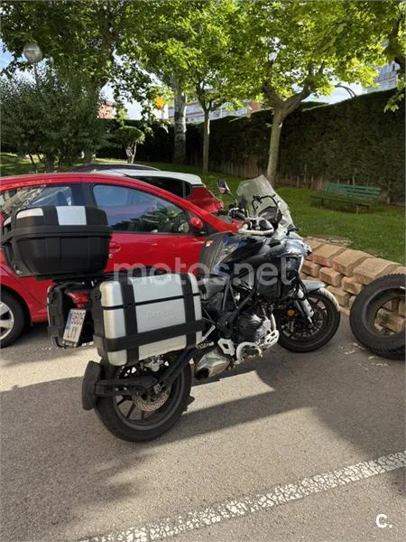 Benelli TRK 502 – Vista 4