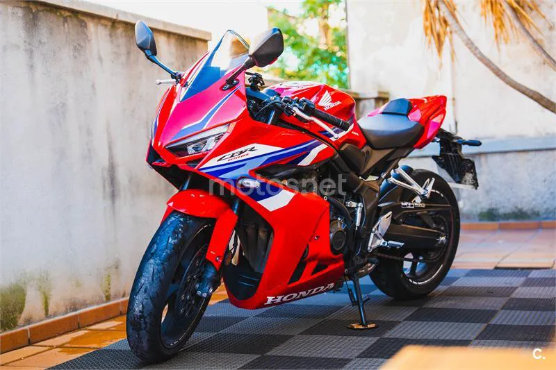 Honda CBR 650 R – Vista 2