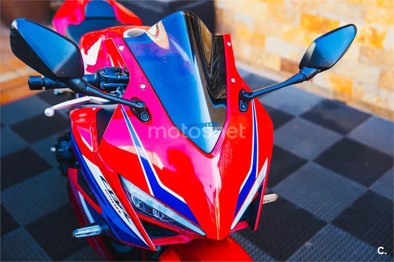 Honda CBR 650 R – Vista 3