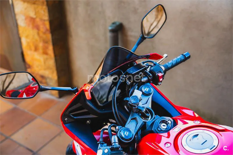 Honda CBR 650 R – Vista 4