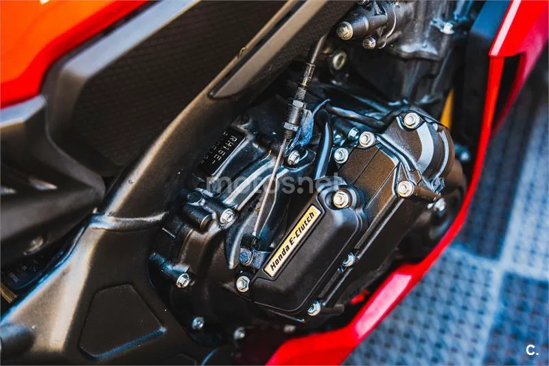 Honda CBR 650 R – Vista 8