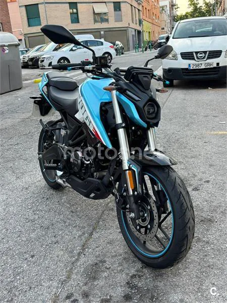 Voge 125 R – Vista 2