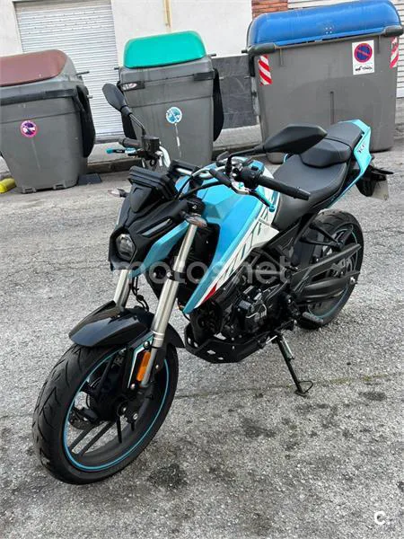 Voge 125 R – Vista 3