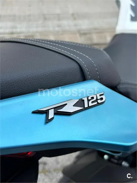 Voge 125 R – Vista 5