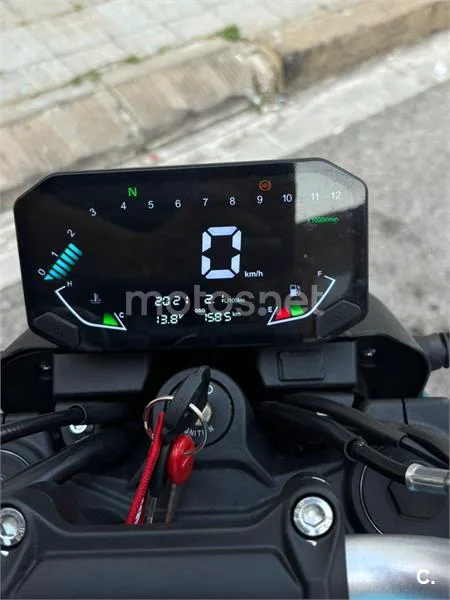Voge 125 R – Vista 6