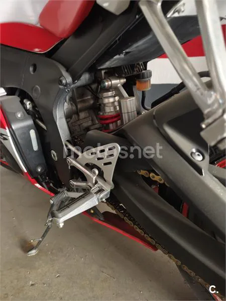 Yamaha R6 – Vista 9