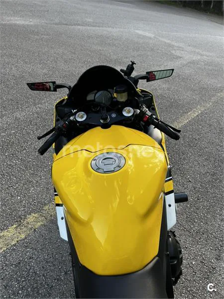 Yamaha R1 – Vista 5