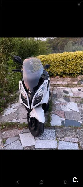 Kymco Super Dink 300 – Vista 6