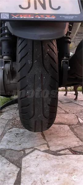 Kymco Super Dink 300 – Vista 7