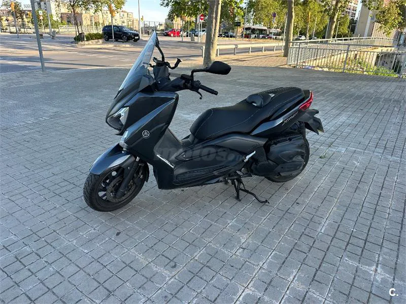 Yamaha XMAX 400 – Vista 2