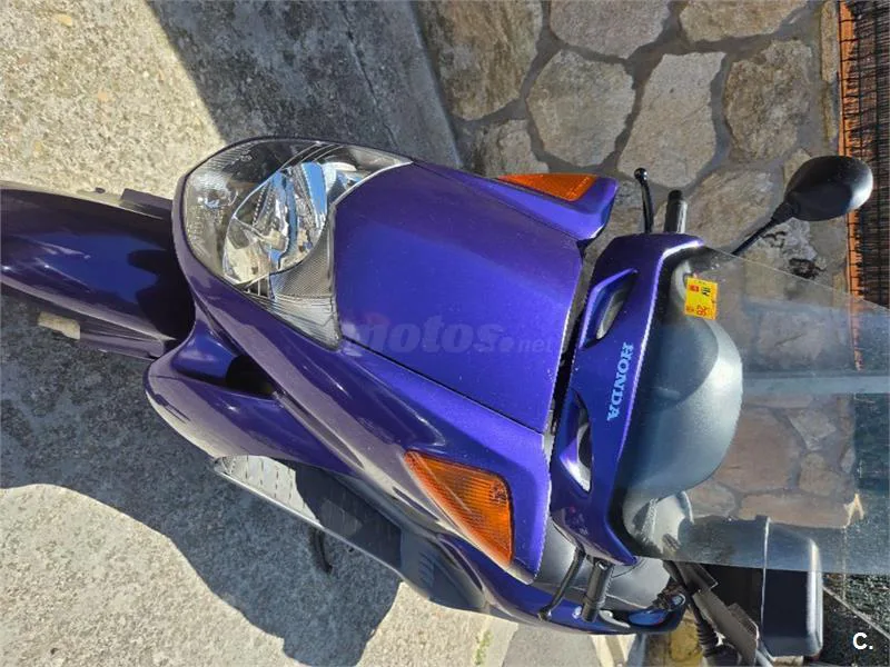 Honda FES 250 Foresight – Vista 8