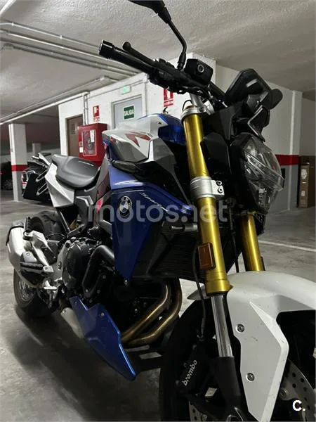 BMW F 900 R – Vista 4