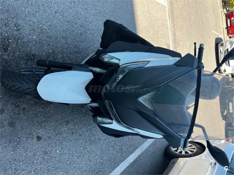 Yamaha XMAX 125 – Vista 5