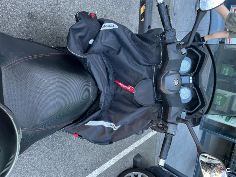 Yamaha XMAX 125 – Vista 7