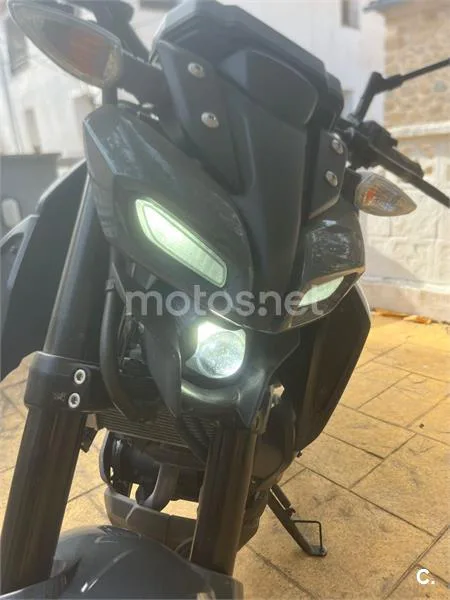 Yamaha MT-125 – Vista 4