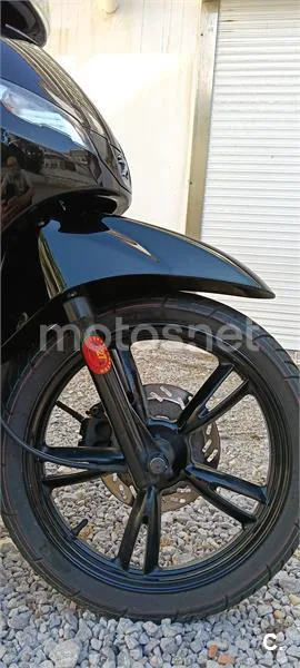 Peugeot Tweet 50 – Vista 12