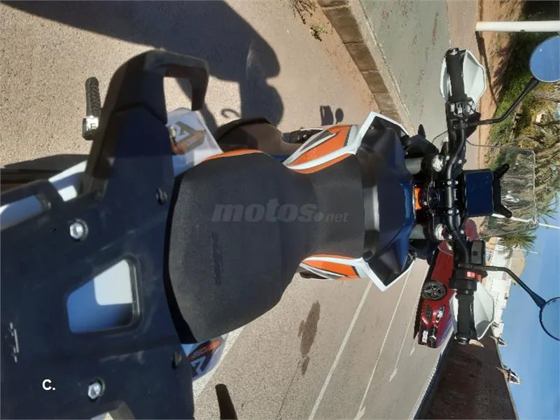 KTM 890 – Vista 7