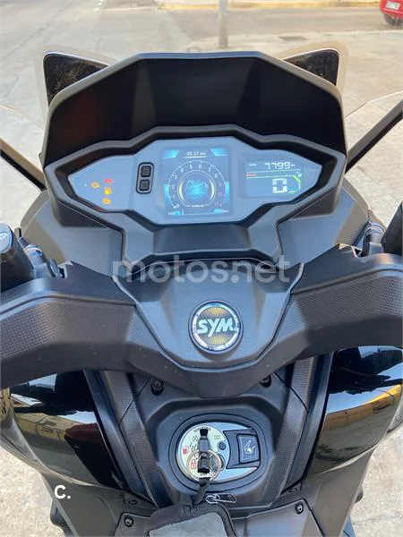 SYM Maxsym TL 500 – Vista 11