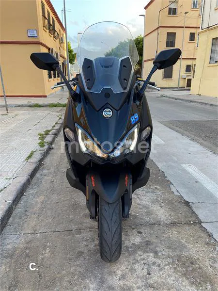 SYM Maxsym TL 500 – Vista 4
