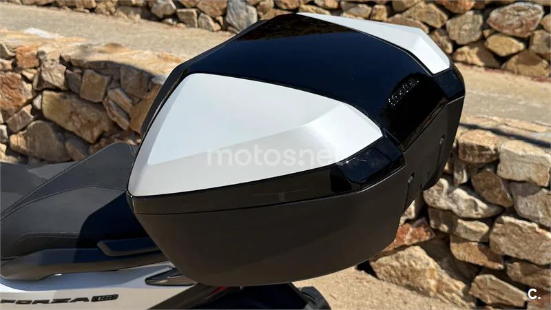 Honda Forza 350 – Vista 4
