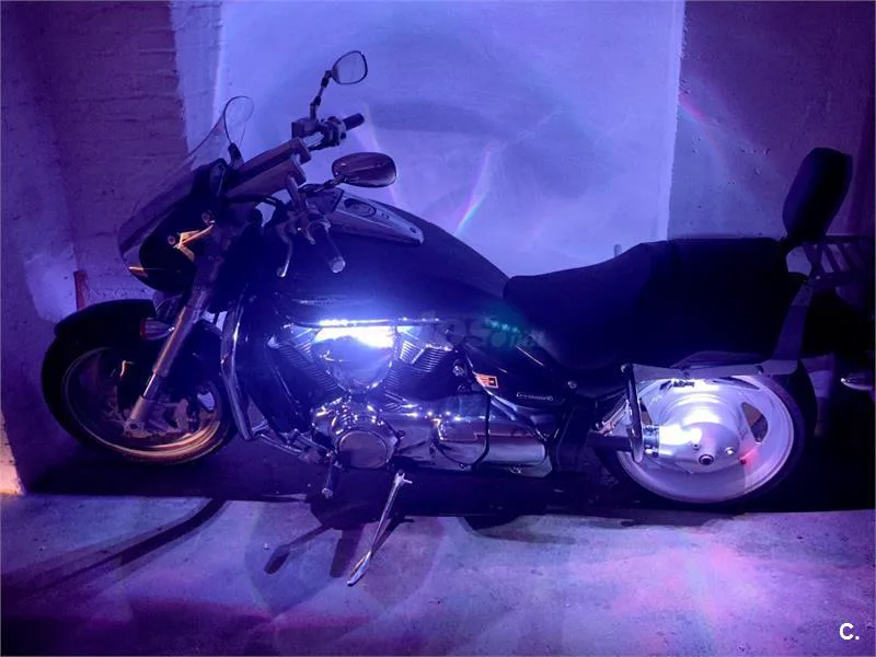 Suzuki Intruder M1800R – Vista 3