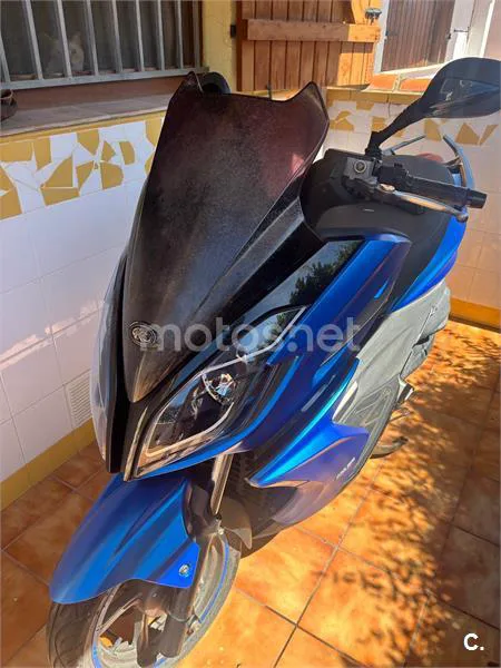 Kymco K-XCT 125i – Vista 2