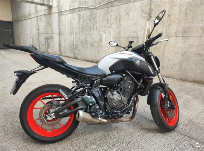 Yamaha MT-07 – Vista 4