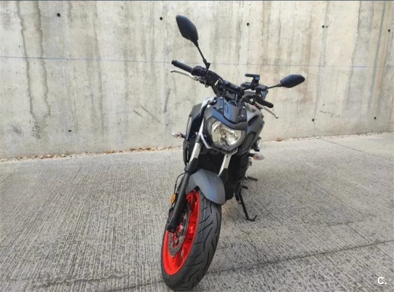 Yamaha MT-07 – Vista 5