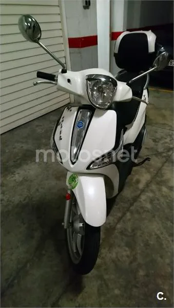 Piaggio Liberty 125 – Vista 3