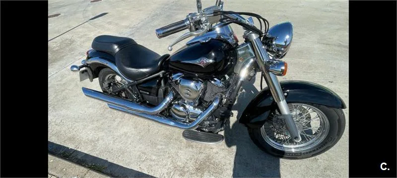 Kawasaki VN900 Classic - Vista 5