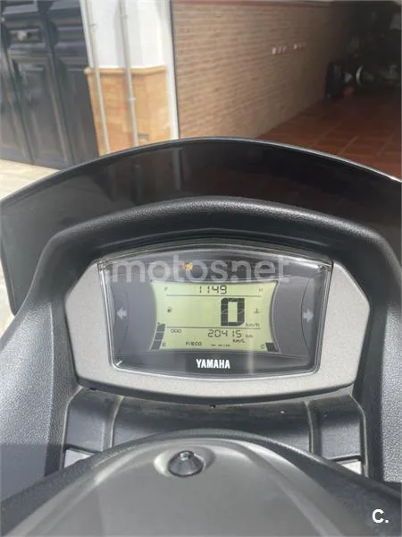 Yamaha NMAX – Vista 2