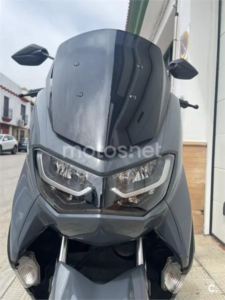 Yamaha NMAX – Vista 8