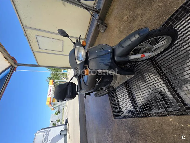 Honda SH 50 – Vista 4