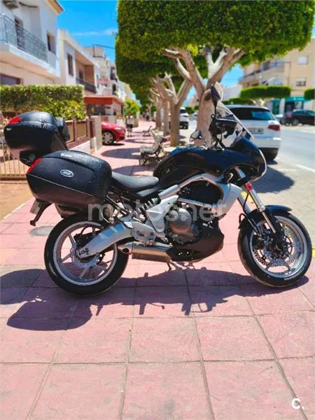Kawasaki Versys 650 – Vista 9