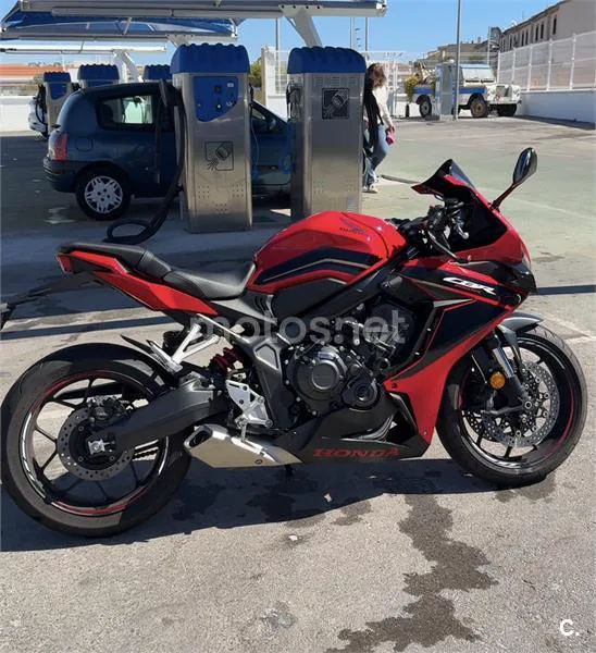Honda CBR 650 R – Vista 5