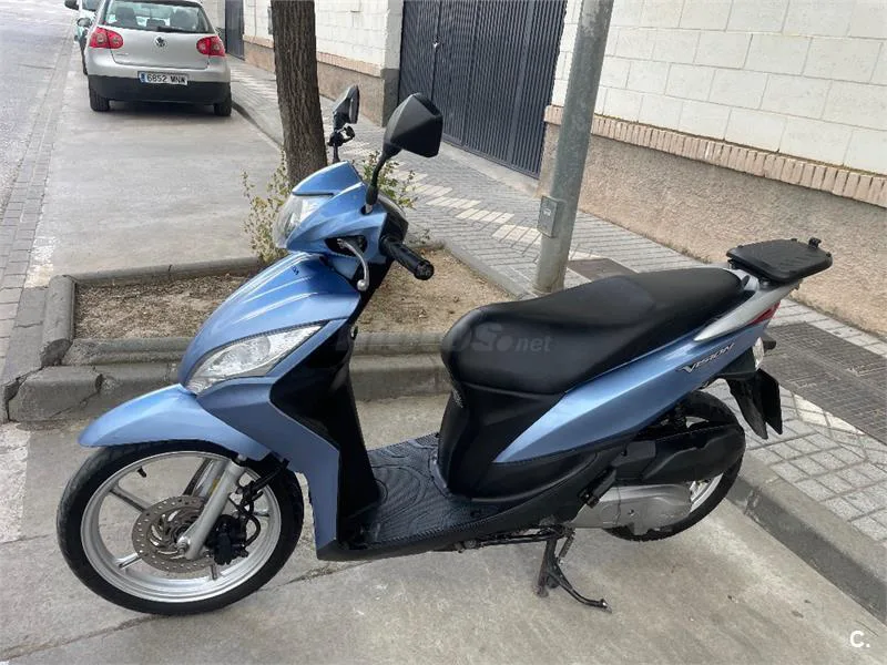 Honda Vision 110 – Vista 1