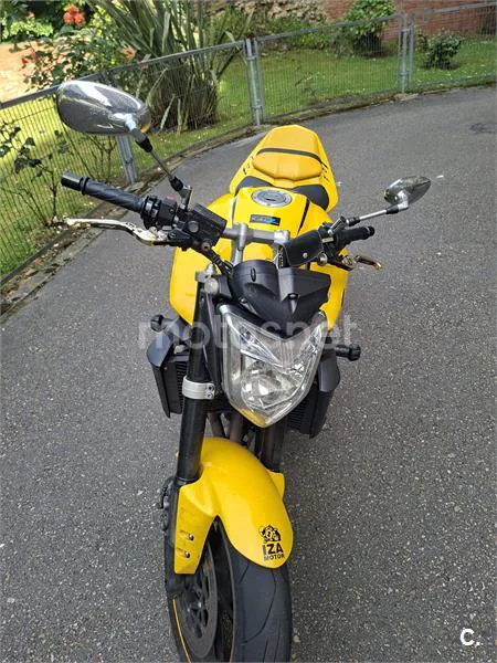 Yamaha FZ1 – Vista 4