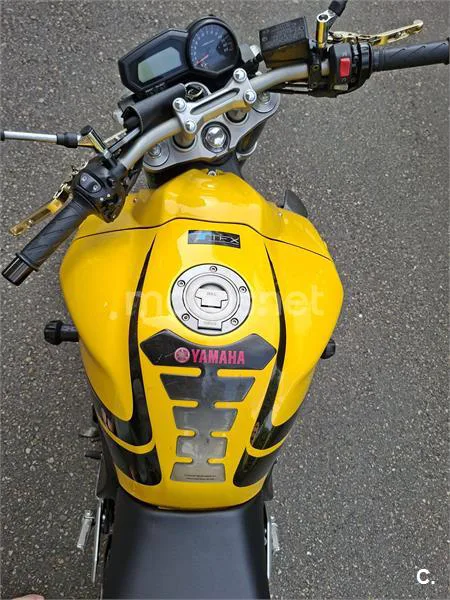 Yamaha FZ1 – Vista 7