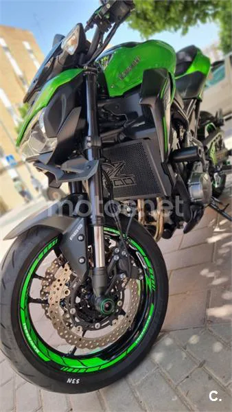 Kawasaki Z900 – Vista 5