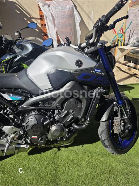 Yamaha MT-09 – Vista 5