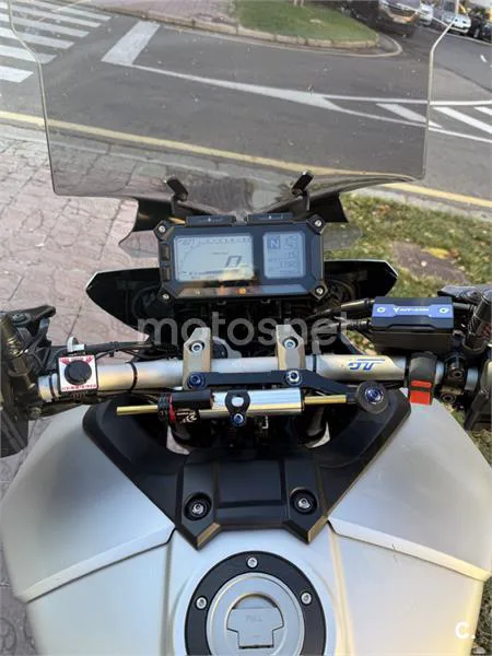 Yamaha MT-09 – Vista 11