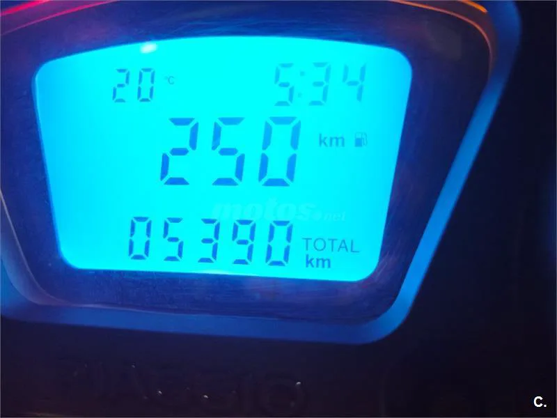 Piaggio MP3 – Vista 3