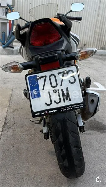 Honda CBR 125R – Vista 3