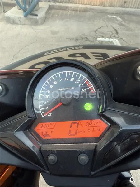Honda CBR 125R – Vista 7