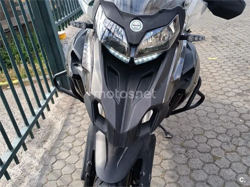 Benelli TRK 502 - Vista 4